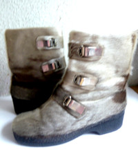 St. Moritz - SEHR warme Robbenfell Stiefel mit Fell gr. 5,5 NEU