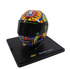 Helm Maßstab 1:5 Valentino