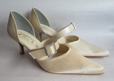 Ivory Damen Riemchenpumps - Creme - Gr. 40 - NEU