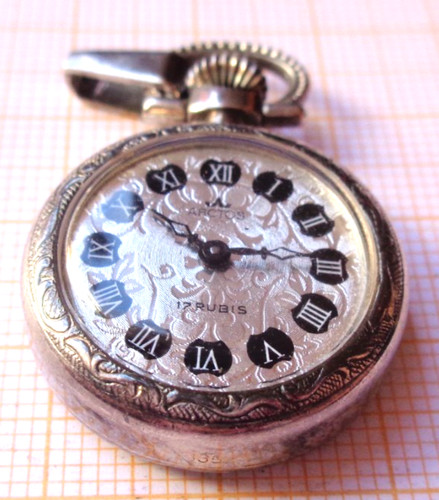 ältere umhänge uhr arctos - -,