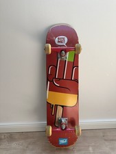 Skateboard Deck MOB- 8.5 Zoll x 32 Zoll, Flutschfinger Logo