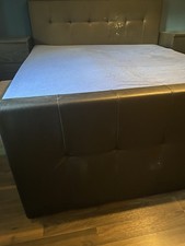 Bett Zu Verschenken!Das Bett Ist 1,80•2,00 Meter.Zum Abholen Und Selber Abbauen 
