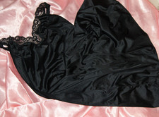 Glanzvolles Unterkleid TRIUMPH