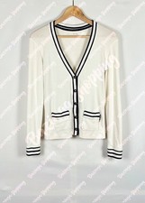 Timeless Knit ? Marc Cain Strickjacke N3 Weiß-Schwarz Casual