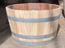 Blumenkübel aus einem 150 Liter Kastanien Holzfass