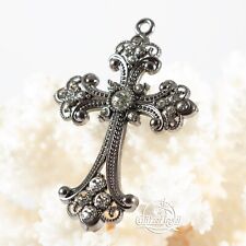 Schmuck Anhänger Kreuz Ornamente Strass dunkel-silber 75mm GlitzerInsel 01003