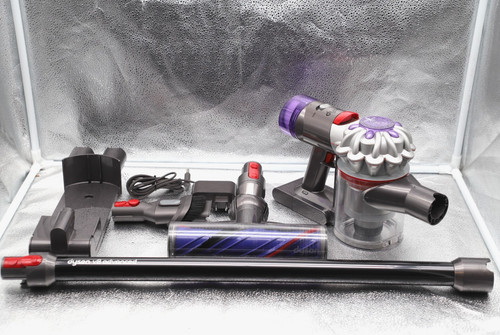 Dyson advanced - v8,