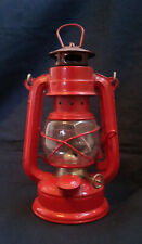 Petroleumlampe Laterne in rot