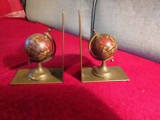 2 seltene alte Buchstützen Globus alte Welt massiv Messing absolute Rarität!