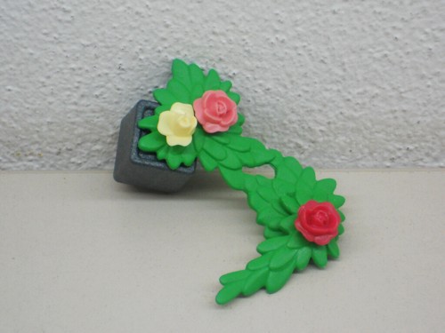 Blumenkasten mit rosenranke - mit,