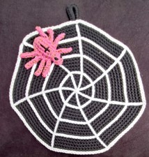 Halloween Handarbeit Häkel-Topflappen 3D-Spinne im Spinnennetz 4 gross - Unikat