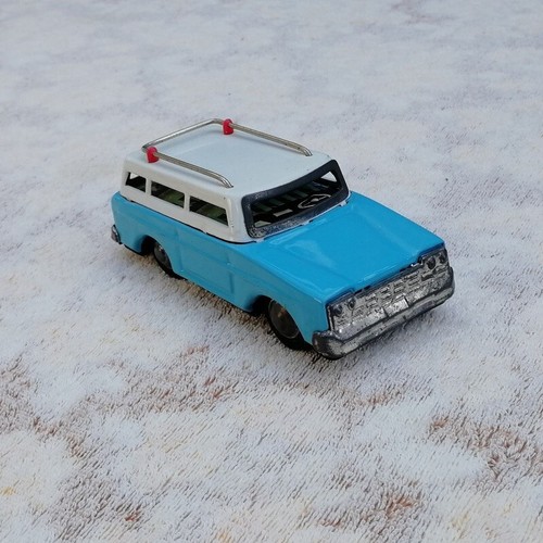 Blechspielzeug auto kombi - blechspielzeug,