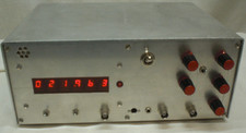 Frequenz Zähler vintage Meßgerät Profi Frequenzmesser 8Segment Amateurfunk Labor