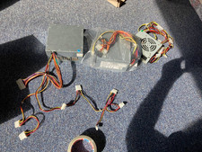 Diverse veraltete PC-Netzteile