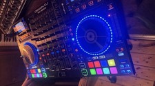 Denon DJ MCX 8000 DJ Controller mit Transport Case Top Zustand Wie Neu