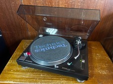 Technics SL-1200MK4 Schwarz