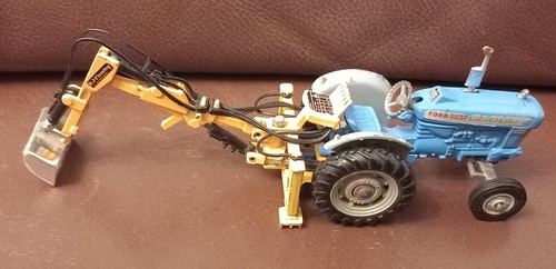Corgi toys ford 5000 traktor - corgi,