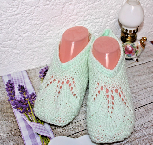 Handgestrickte füsslinge - ***handgestrickte,