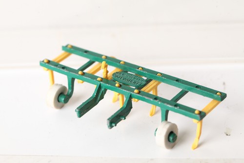 Britains anbauteil egge - 1:32,