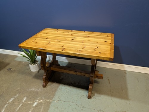 Vintage rustikaler kiefer - vintage,