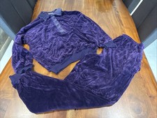 Alter Kuscheliger Hausanzug Lila Gr.44-46 für Damen