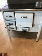 Omas Küchenherd mit Schiffchen