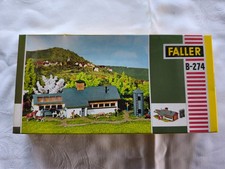 Faller Modernes Gehöft mit 2