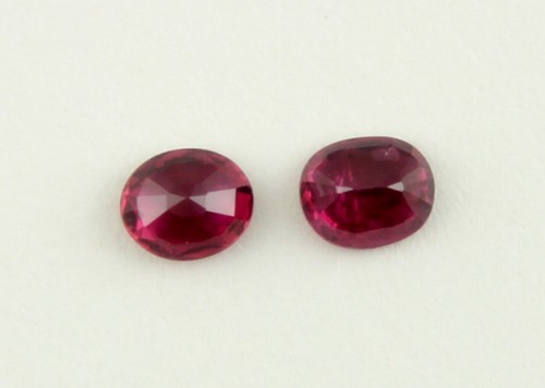 Paar natürliche rubine 9ct - natürliche, 0,9ct