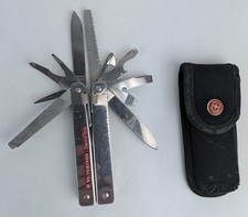 Victorinox Swiss Multi Tool -