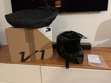 FOX V1 Solid Helm schwarz