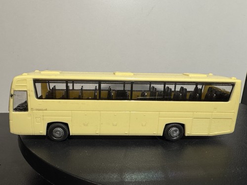 Praline renault fr1 reisebus - renault,
