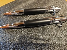 2 Kugelschreiber - Karabiner