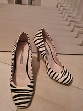 ~~~ Buffalo London Pumps Gr. 37 / 38 neuw. Zebraoptik Trend Eyecatcher ~~~