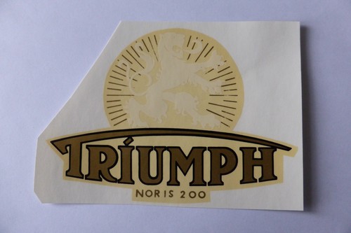 Triumph rechts schriftzug - triumph,