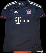 FC Bayern Trikot 12/13 3rd |