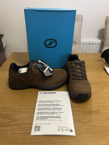 Titel brandneue scarpa cyrus - titel:,