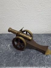 kleine alte Kanone