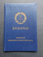 Reisepass Passport der DDR mit