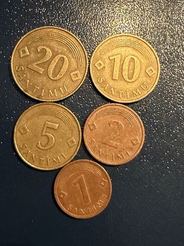 Lettland 5 10 und - 5, 1,2,5,10