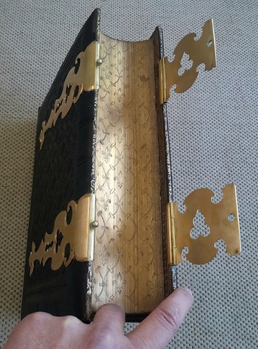 Exquisite luxury gauffered - exquisite,