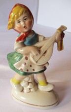 Porzellan  Figur Mädchen mit