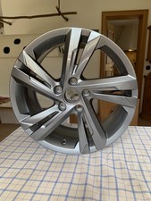 NEU! Original VW Alufelge