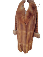 Traumhaft schöner Pelzmantel