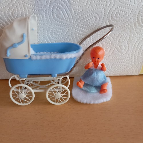 Puppenwagen für puppenstube - puppenwagen,