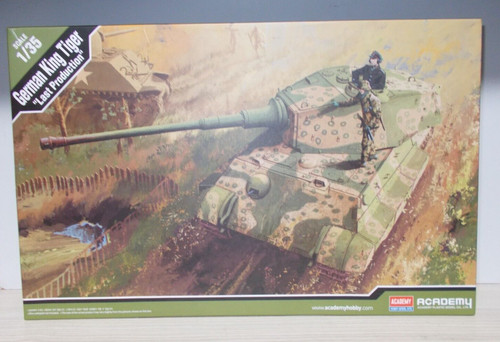Academy 13229 german king - ,