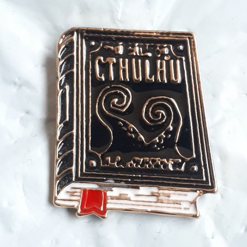 Lovecraft cthulhu pin - h.,