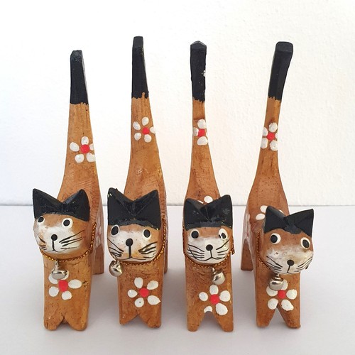 Holzfigur ringhalter katze - holzfigur, mit
