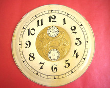 FARBIGES KARTONZIFFERBLATT