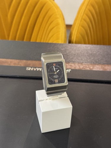 Omega constellation megaquartz - omega,