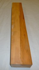 Apfelholz; 54 x 8 x 5,3 cm